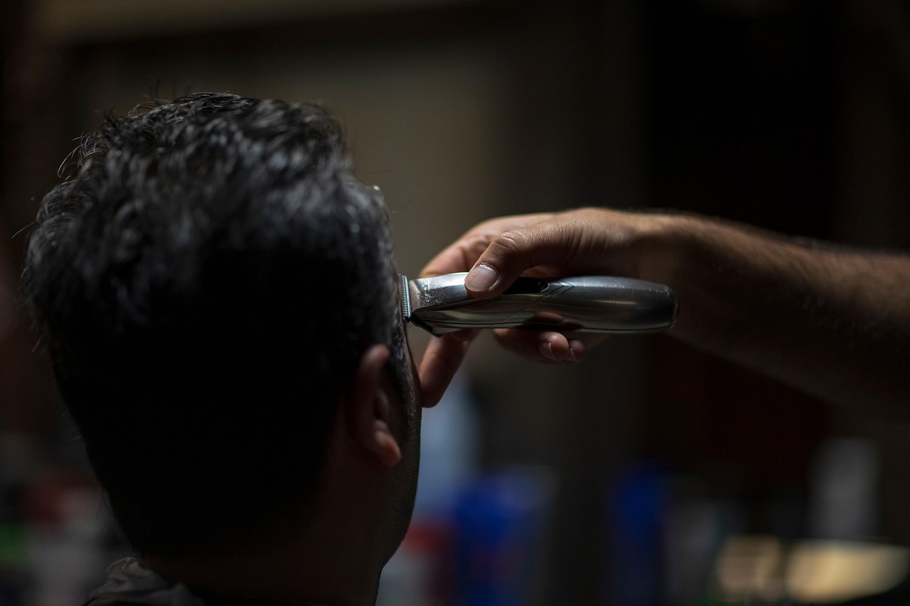 家庭用脱毛器と電気シェーバーの違いは何ですか？