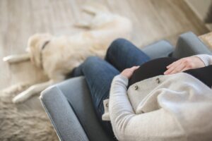 家庭用脱毛器は妊娠中に使用しても安全なのかNGなのか？